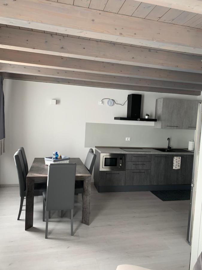 Alpin Star Apartment Temu Luaran gambar